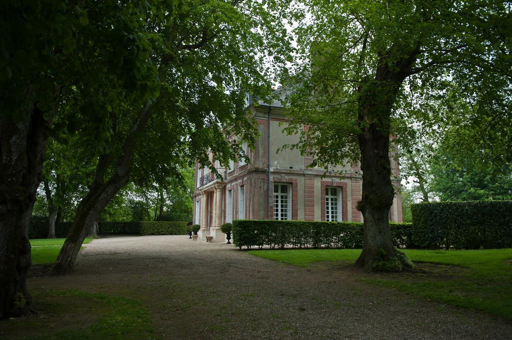 Chateau De Maillot Hotel Bonneville-la-Louvet Exterior foto