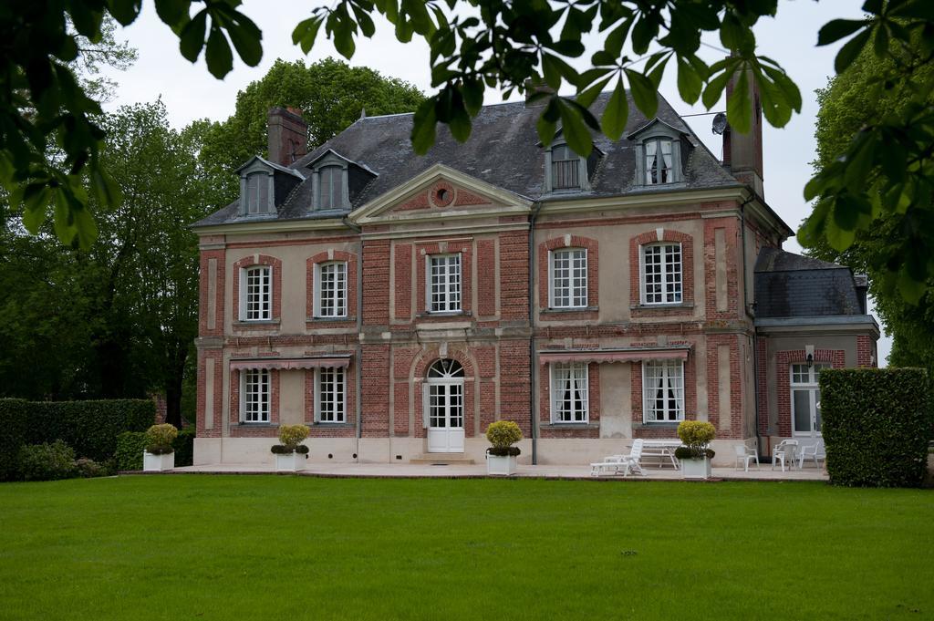 Chateau De Maillot Hotel Bonneville-la-Louvet Exterior foto